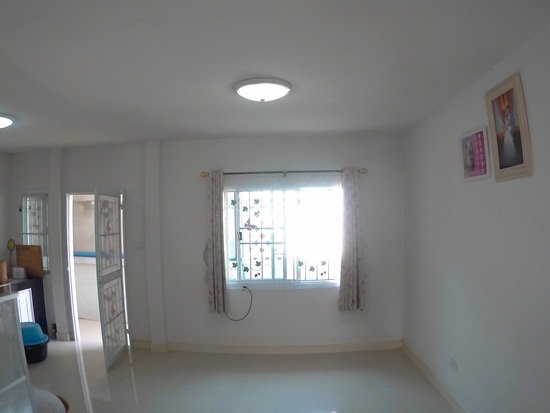 ขายบ้านแฝด-ชั้นเดียว-มกรีนพาร์ค-อเวนิว-บึง-ศรีราชา-ชลบุรี-385-ตารางวา-บ้านสวย-น่าอยู่มาก-ราคาไม่