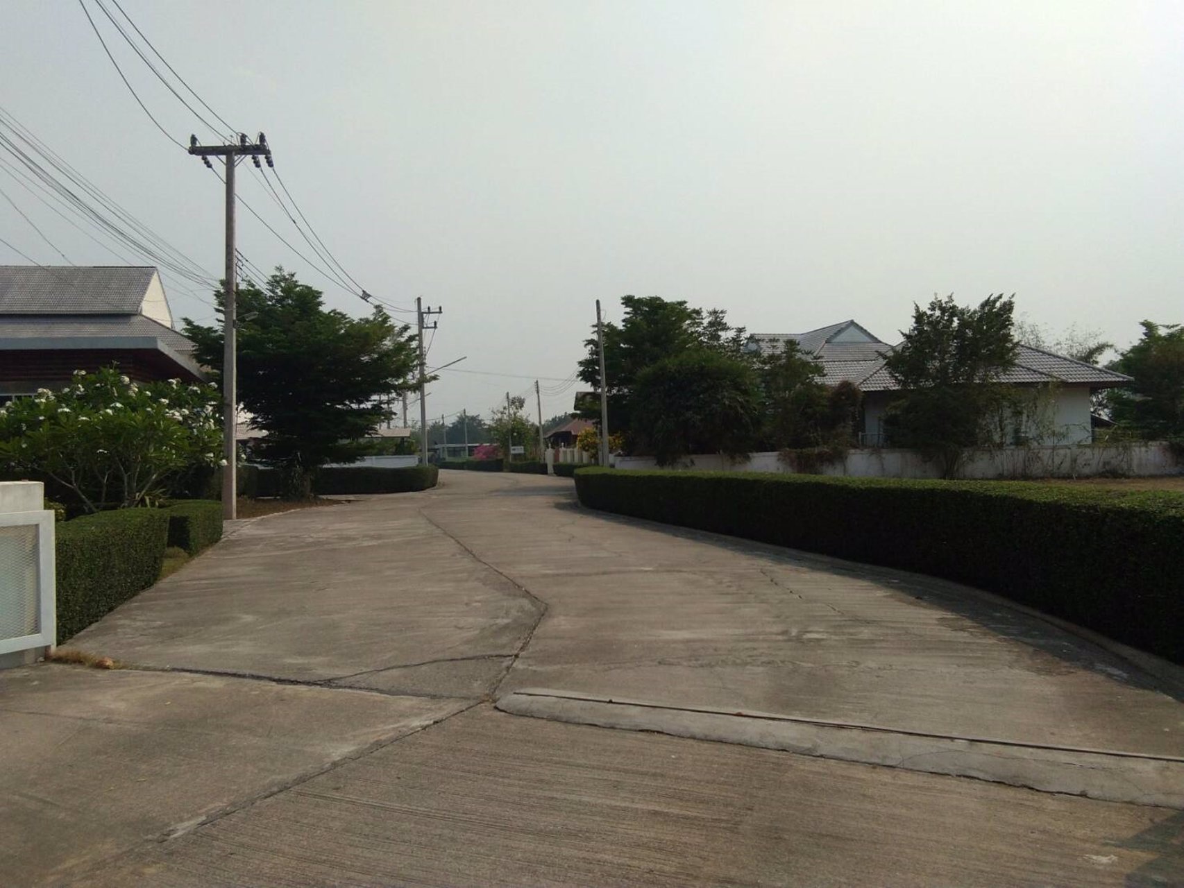 ขายที่ดิน-พร้อมปลูกสร้าง-อำเภอเมือง-เชียงราย