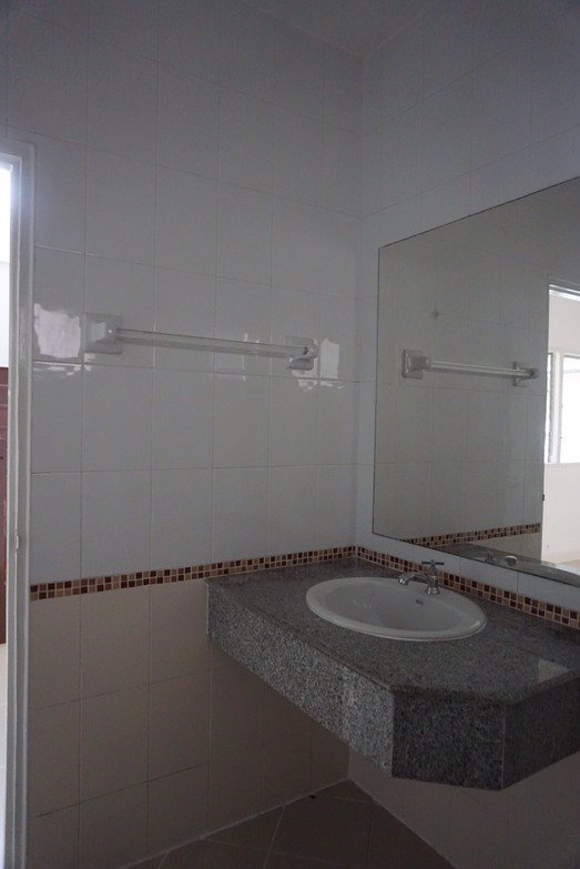 ขายบ้านบุรีรมย์-พระราม2-ซอย-100-เนื้อที่-51-ตารางวา-3-ห้องนอน-2-ห้องน้ำ-บ้านปรับปรุงใหม่ทั้งหลัง-อยู