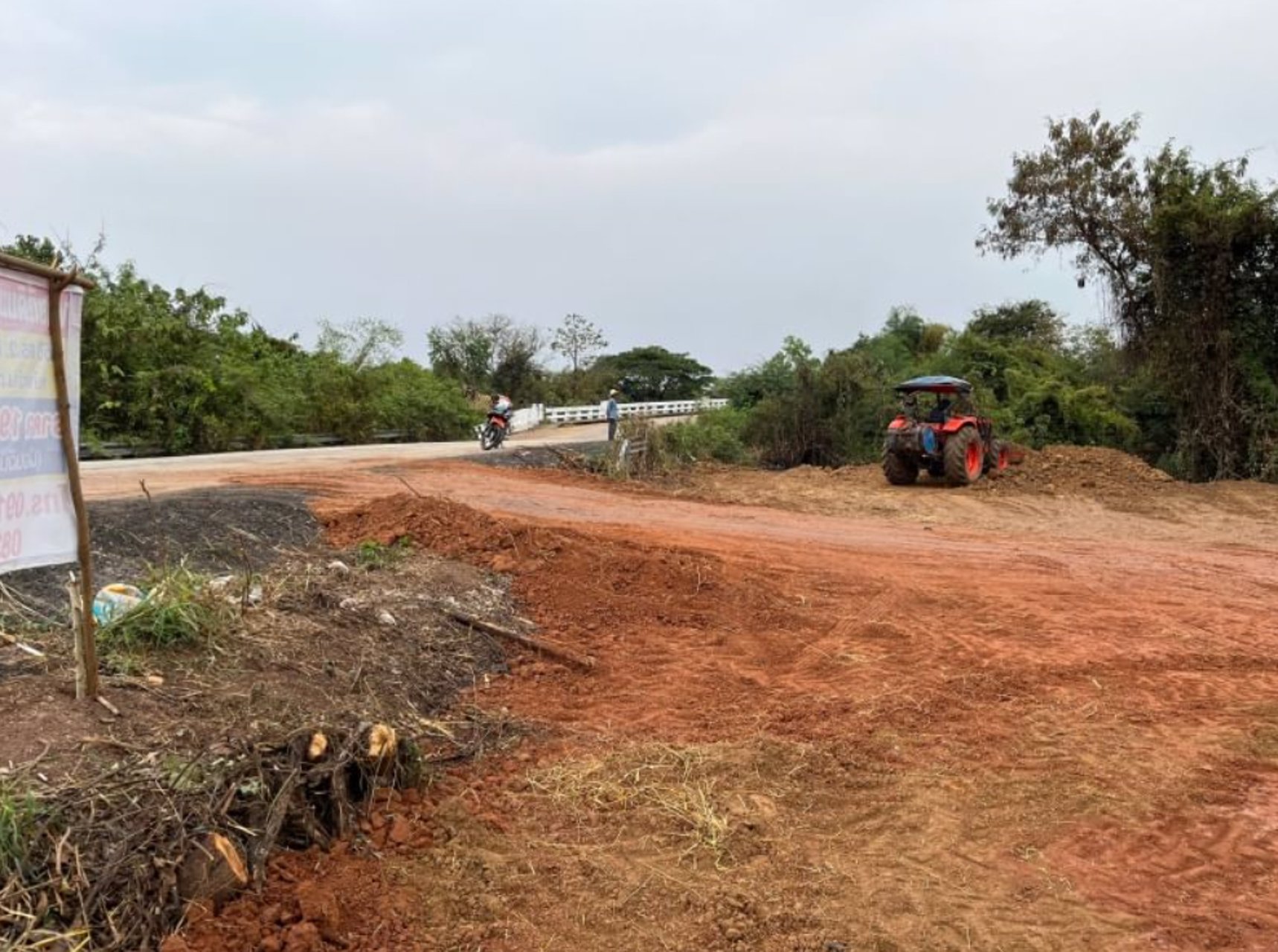 ขายที่ดิน350ตรว-ติดถนนลาดยาง-ถมแล้ว