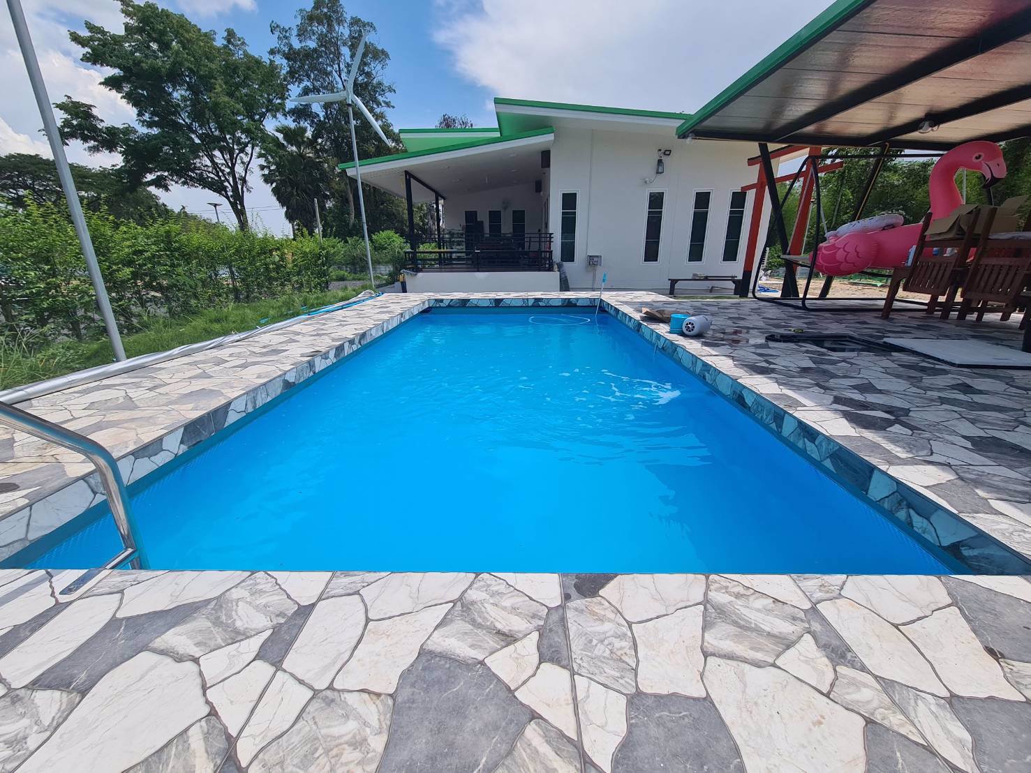 ขายที่ดินพร้อมสิ่งปลูกสร้าง-เนื้อที่รวม-25ไร่-59-ตารางวา