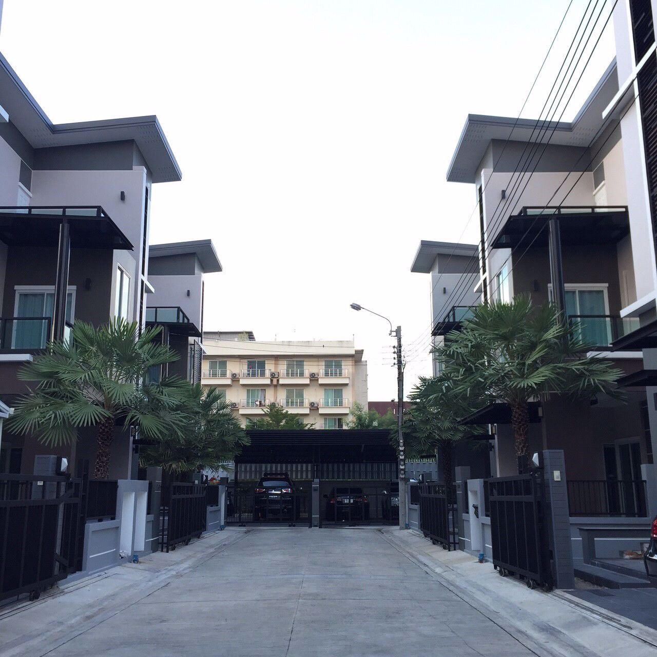 ให้เช่าและขายบ้านเดี่ยว-3-ชั้น-ตกแต่งสวยสไตล์โมเดิร์น-ลาดพร้าว-71-โครงการ-goodville-nakniwat-30