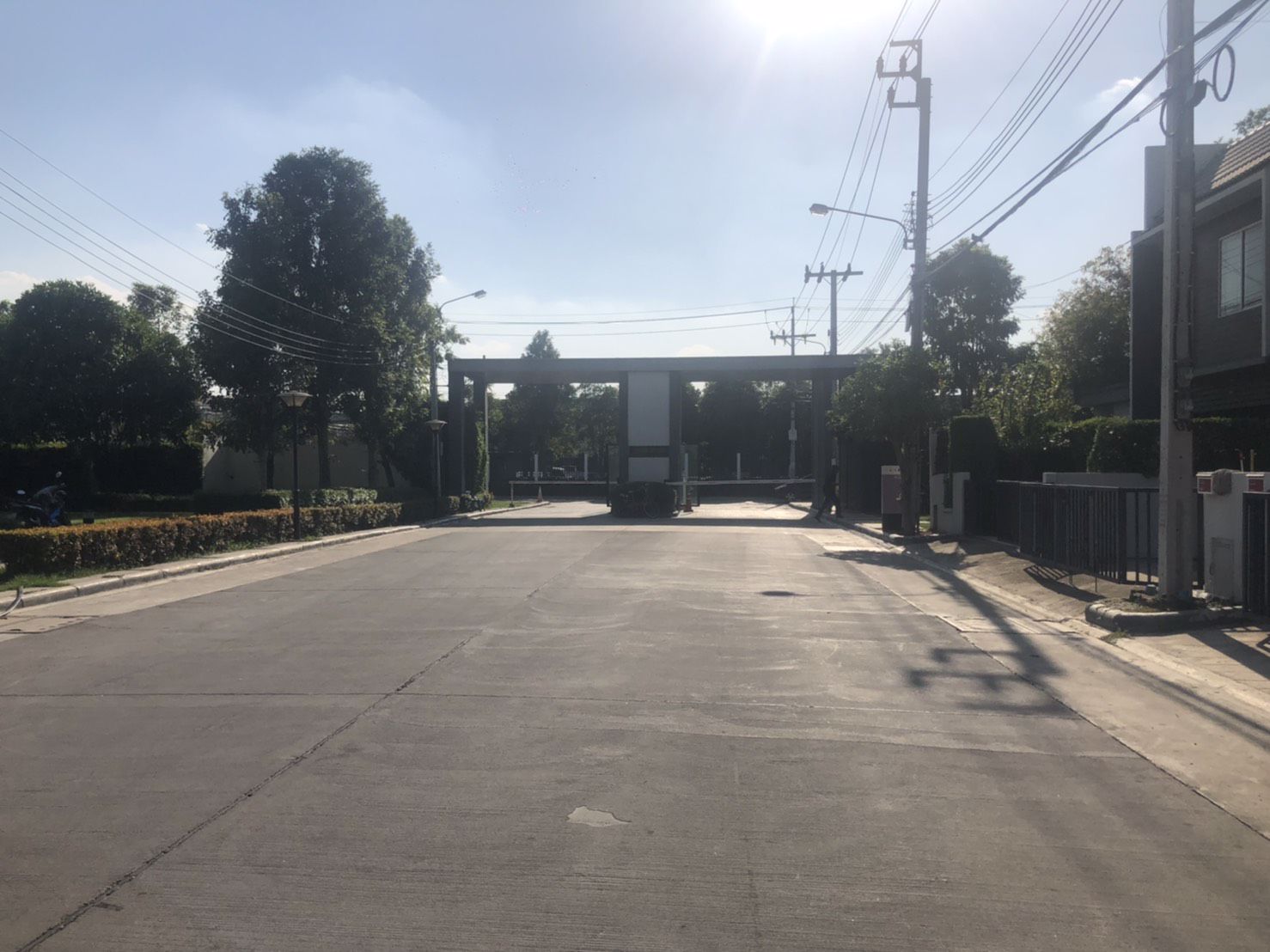 ขายบ้าน-ผ่อนตรงกับเจ้าของ-หรือซื้อต่อ-พร้อมยื่นสินเชื่อได้เลย