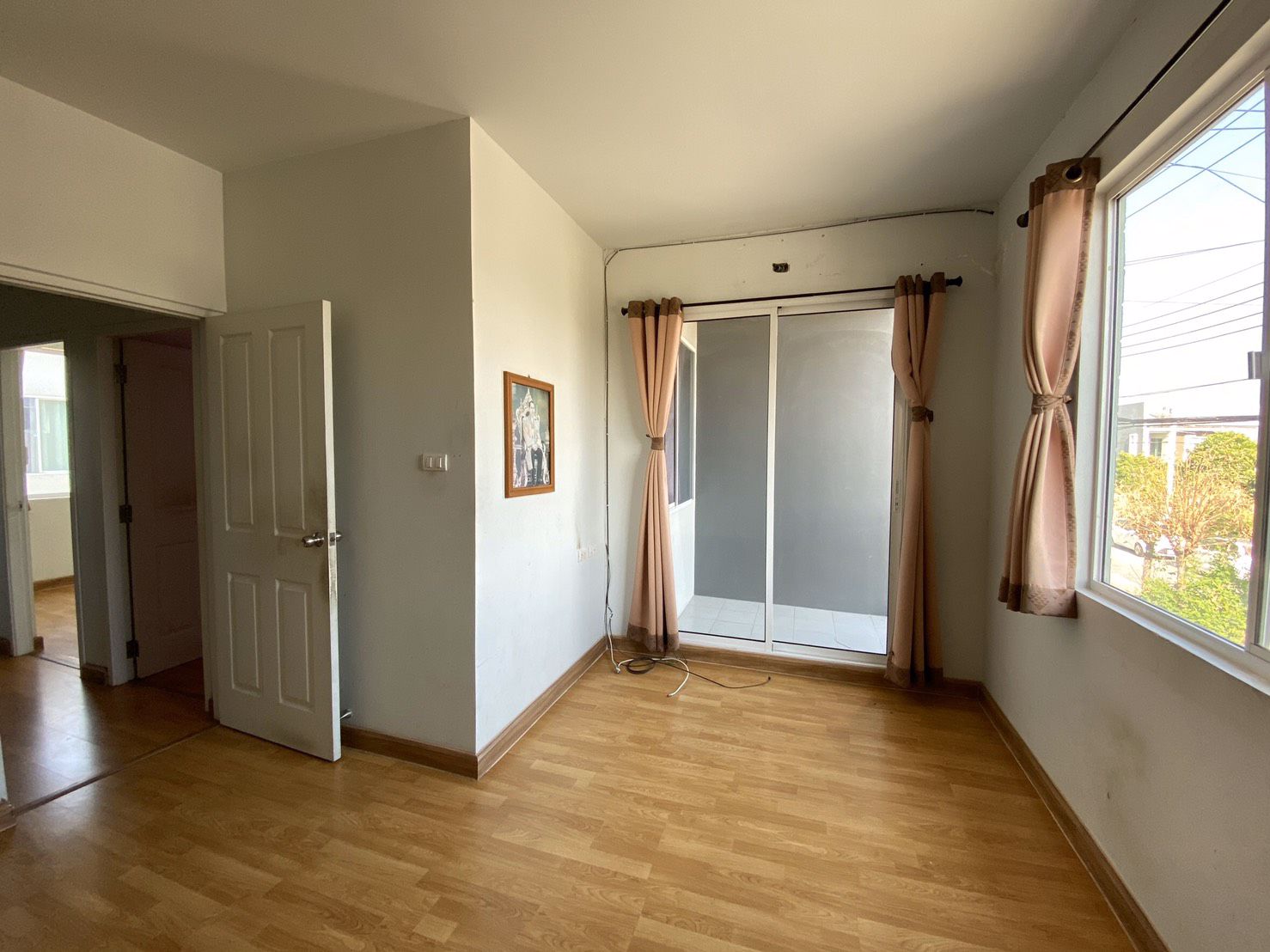 ขายบ้าน-ผ่อนตรงกับเจ้าของ-หรือซื้อต่อ-พร้อมยื่นสินเชื่อได้เลย