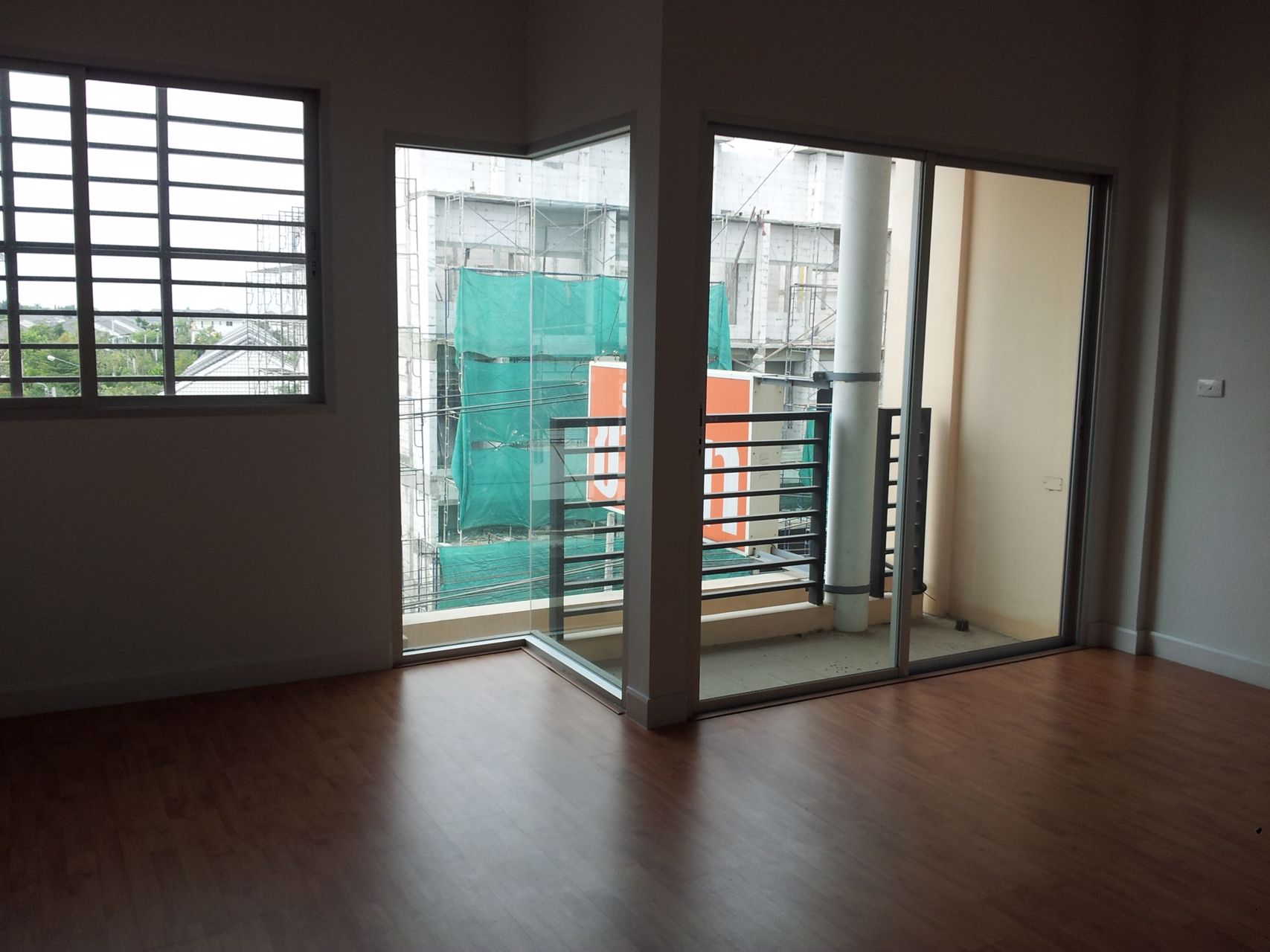 ขายอาคารพาณิชย์-โครงการ-work-place-ของ-sc-asset-อยู่ในซอยเพชรเกษม-81-หนองแขม-กรุงเทพมหานคร