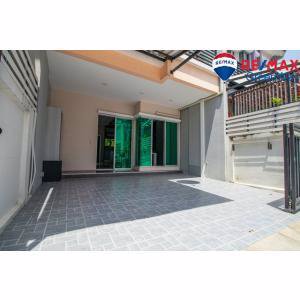 ขายทาวน์โฮม-2-ชั้น-vista-park-สาทร-ปิ่นเกล้า-21-ตรว-แต่งครบพร้อมอยู่-ติดห้าง-the-walk