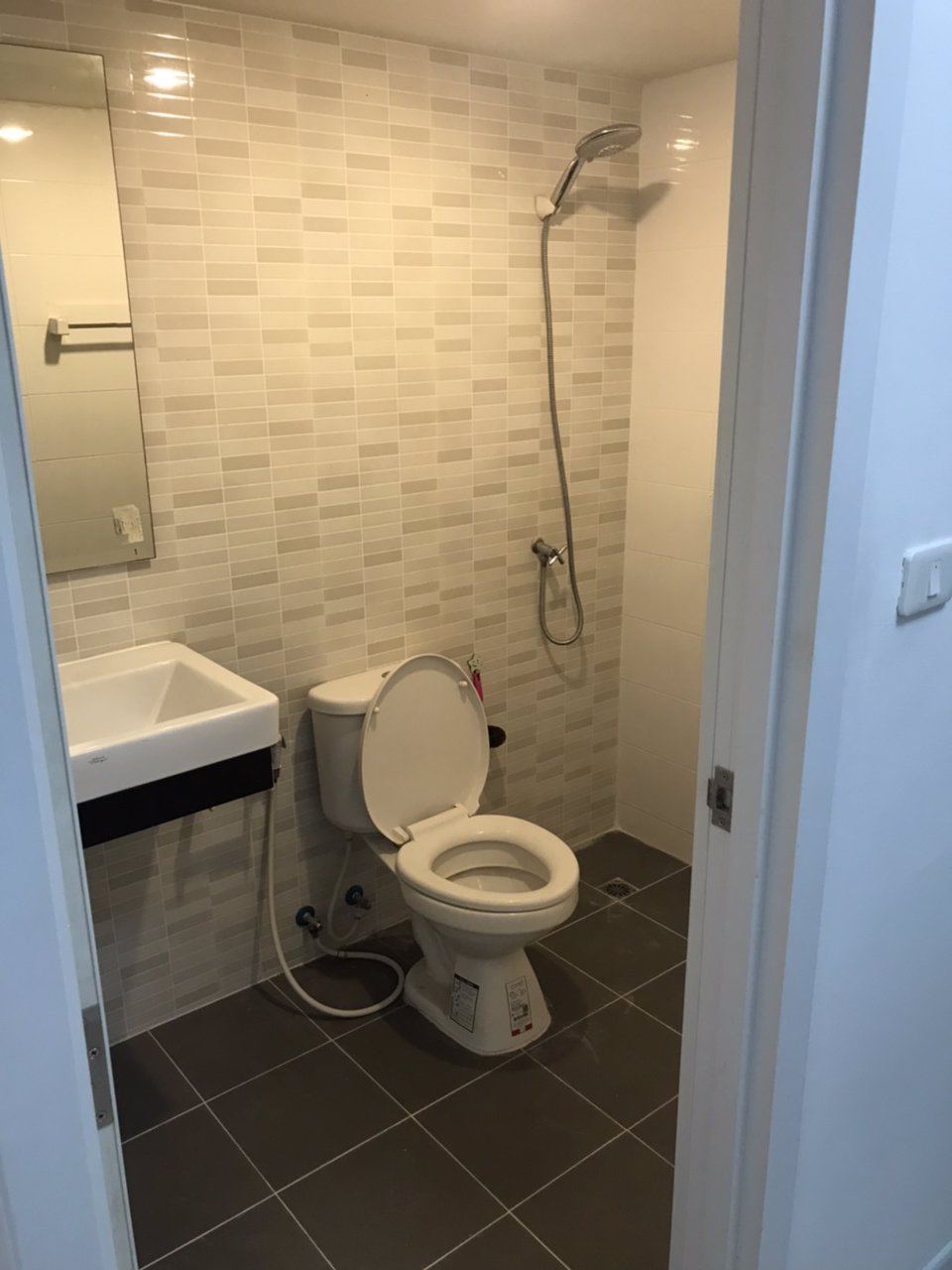 ให้เช่าทาวน์โฮม-2-ชั้น-พฤกษาวิลล์-ศรีสมาน-จอดรถสะดวก-เฟอร์นิเจอร์ครบทุกห้อง-ติดโรบินสัน-ปากเกร็ด