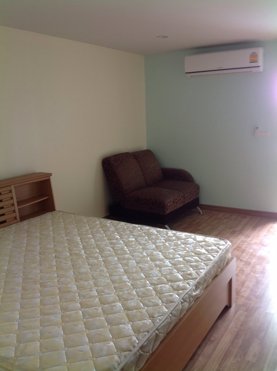 ขายคอนโดรีเจ้นท์-15-แจ้งวัฒนะ-ชั้น-12-เฟอร์นิเจอร์ครบชุด-เครื่องใช้ไฟฟ้าพร้อมอยู่