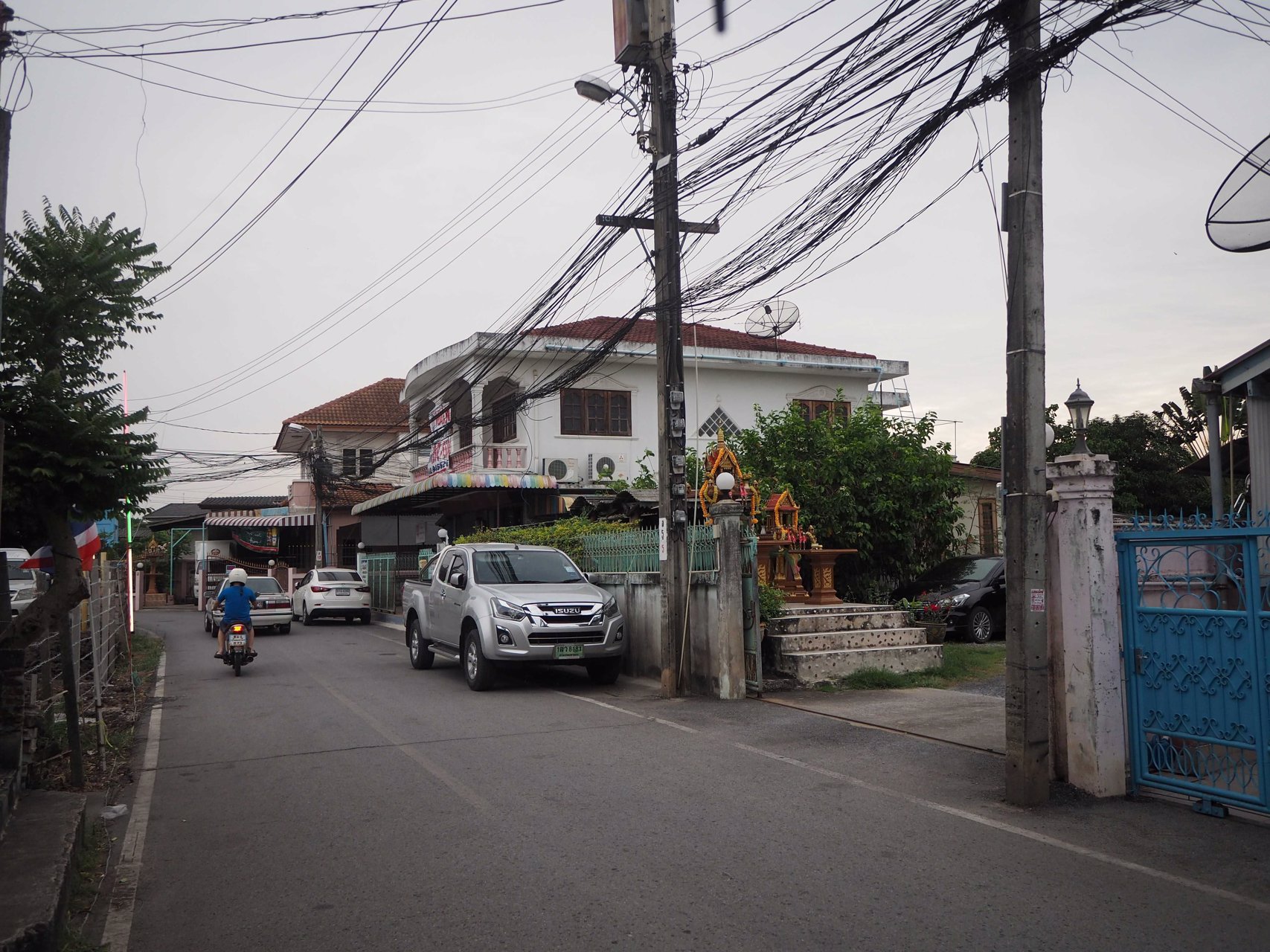 ขายบ้านเดี่ยว-พร้อมกิจการ-330-ตารางวา-ถนนแจ้งวัฒนะ-ซอยวัดอินทาราม-ถนนชัยพฤกษ์