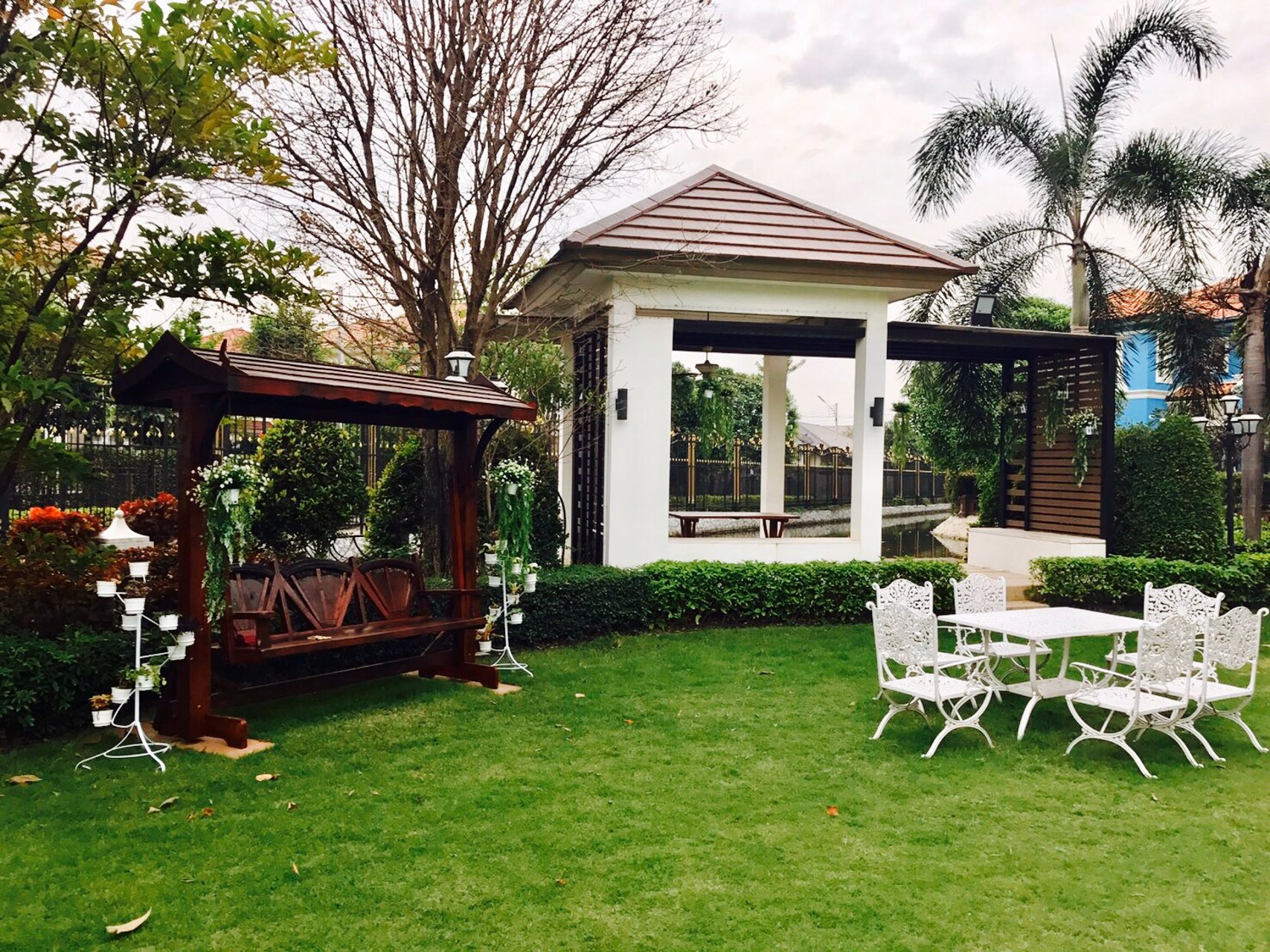 ขายบ้านเดี่ยว-2-ชั้น-เป็นเกาะส่วนตัว-อยู่ในโซน-private-ภายในตกแต่งบิ้วอินทั้งหลัง