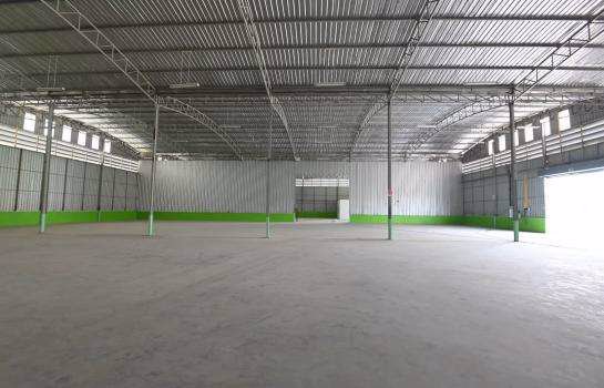 โกดังให้เช่าพร้อมสำนักงาน-2448-ตรม-ถร่มเกล้า-ซอย-21-7-แบ่งเช่าได้-กรุงเทพมหานคร