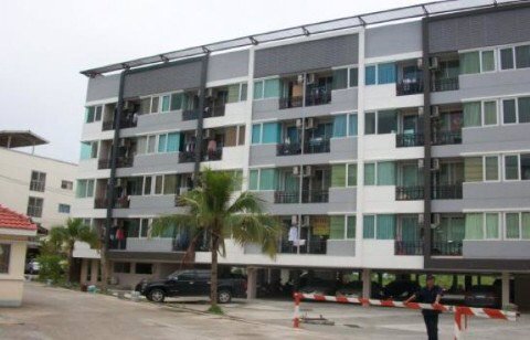 ขายคอนโด-ปริณดา-parinda-condo-ชั้น-3-ตึก-7-ตึกใหม่ด้านหน้า-ชลบุรี