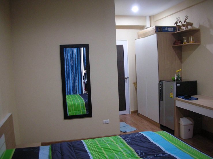 ขายคอนโด-ปริณดา-parinda-condo-ชั้น-3-ตึก-7-ตึกใหม่ด้านหน้า-ชลบุรี