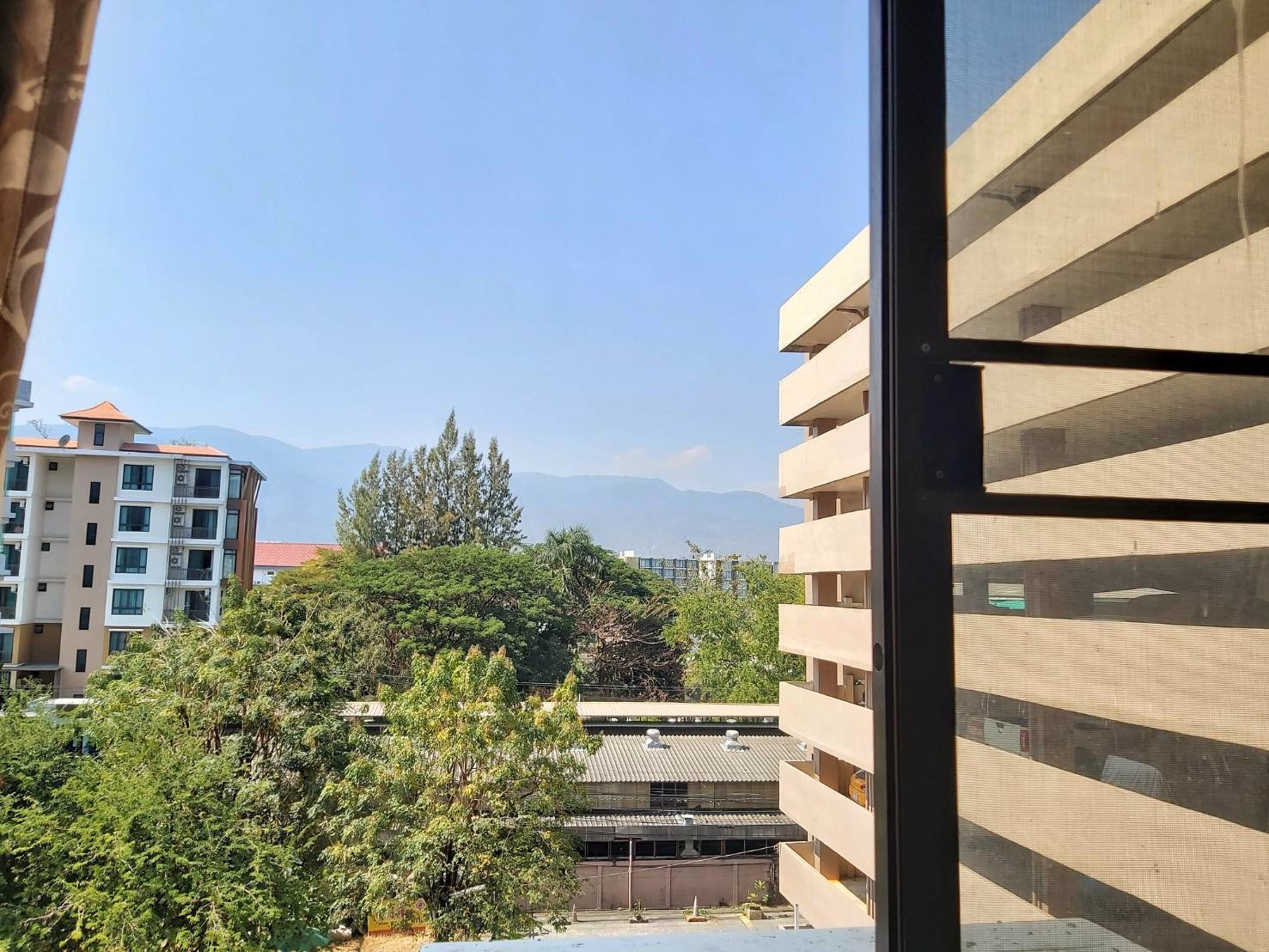 ขาย-ศรีธนาคอนโดมิเนียม-2-ทำเล-นิมมานเหมินทร์-เมือง-เชียงใหม่