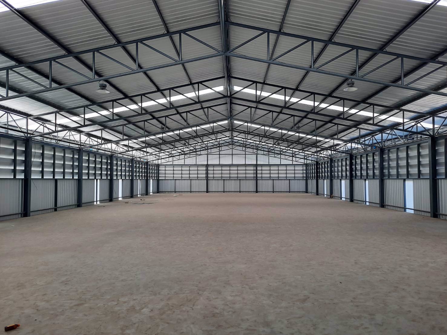 ให้เช่า-โกดังสร้างเสร็จใหม่-ขนาด-18×75×8-เมตร-มีชั้นลอย-18×40×3-เมตร-เมือง-สมุทรสาคร