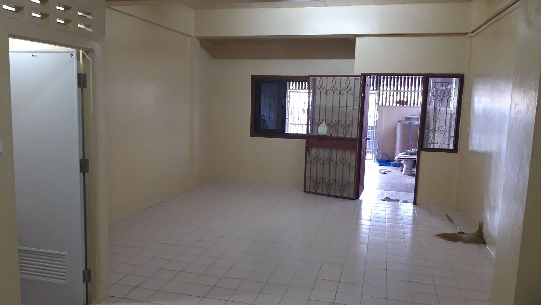 ขาย-ทาวน์เฮ้าส์-2-ชั้น-หมู่บ้านเฟื่องฟ้านคร-5-ลาดหลุมแก้ว-ปทุมธานี