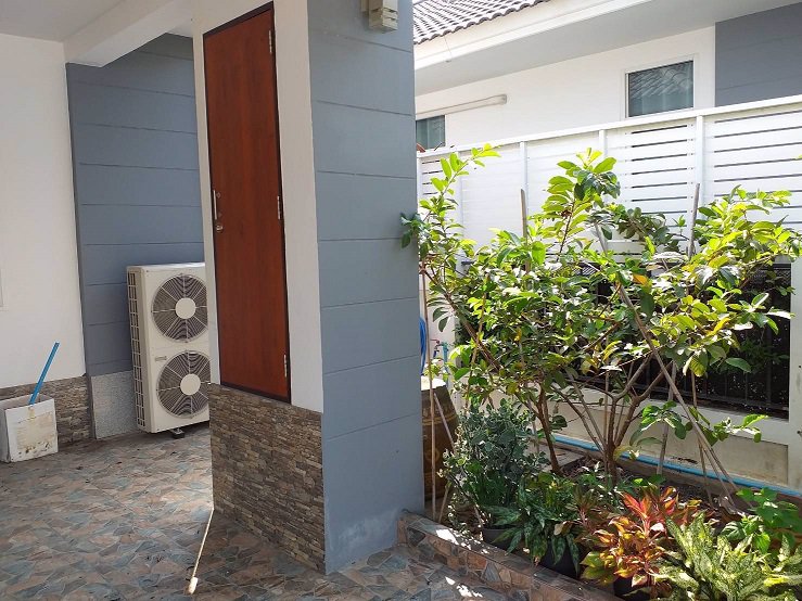 ขายบ้านเดี่ยวชั้นเดียว-สิรัญญาพาร์ด-หลังขนส่งฯ-พร้อมอยู่-เมือง-ลพบุรี