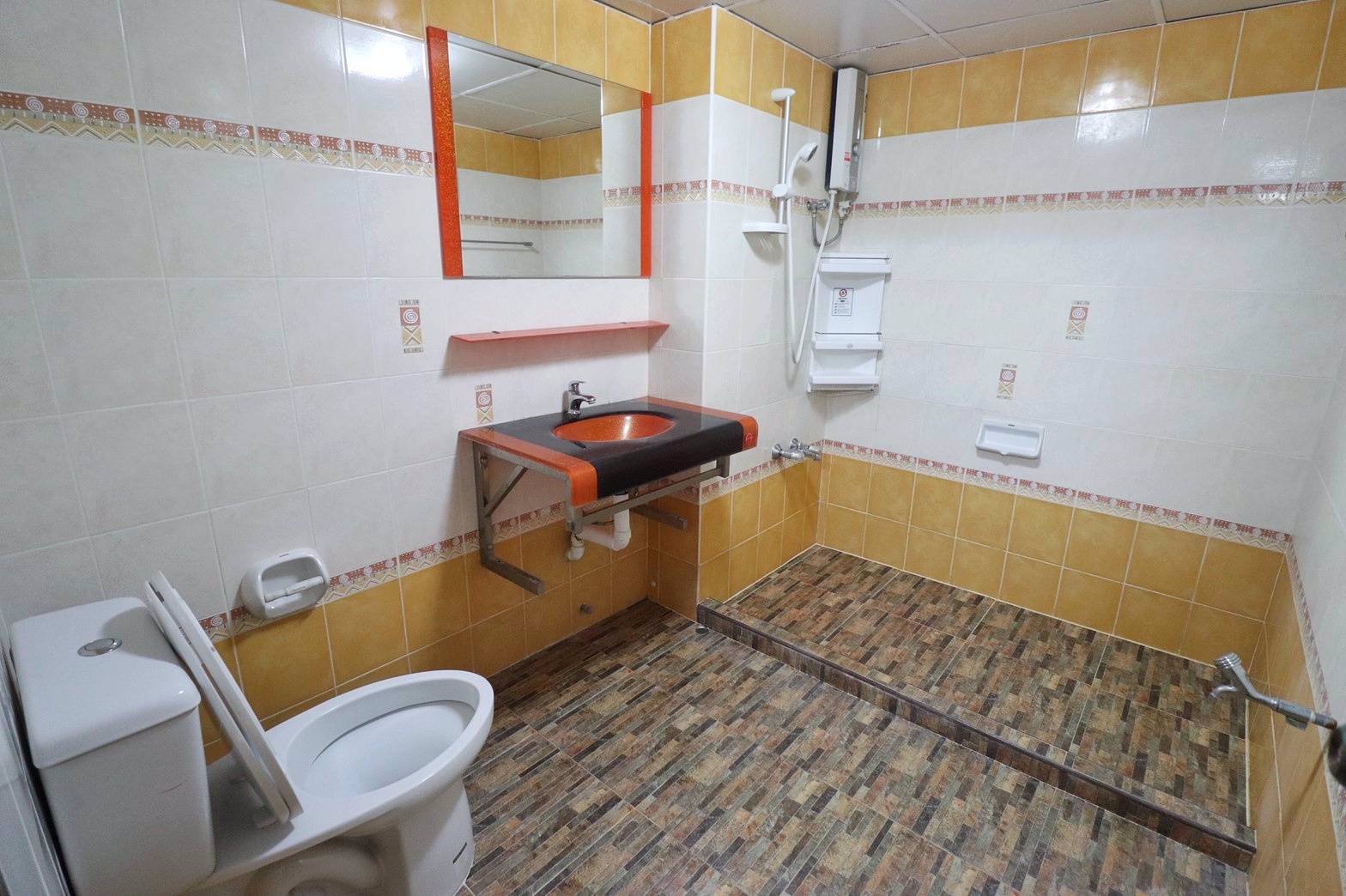 ขาย-ศรีธนาคอนโดมิเนียม-2-วิวดอยสุเทพ-ทำเล-นิมมานเหมินทร์-อำเภอเมือง-เชียงใหม่-เจ้าของขายเอง-