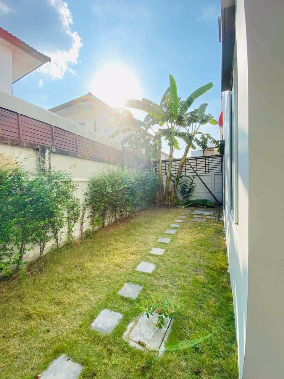 ขายทาวน์โฮม-แฮปปี้วิลล์-ดอนเมือง-ถนน-เทิดราชัน-สีกัน-ดอนเมือง