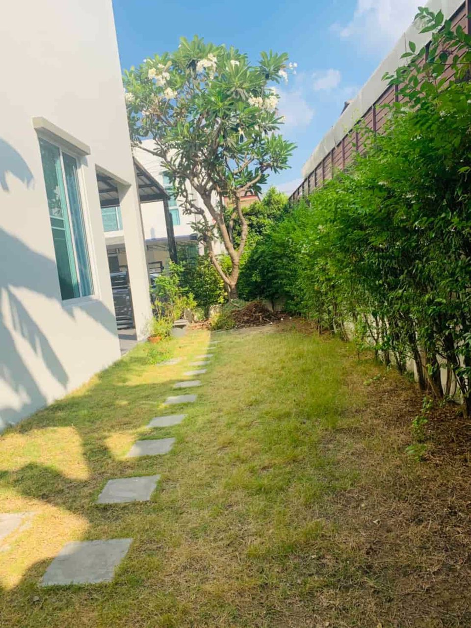 ขายทาวน์โฮม-แฮปปี้วิลล์-ดอนเมือง-ถนน-เทิดราชัน-สีกัน-ดอนเมือง