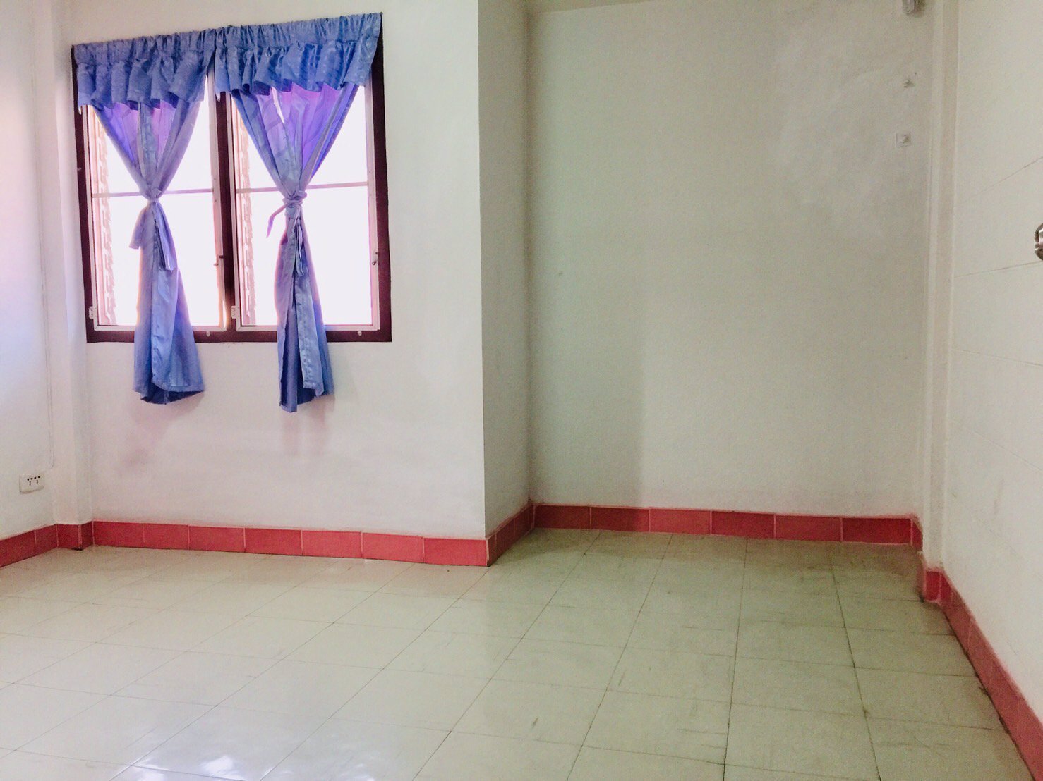 ด่วน-ขายถูก-บ้านแฝด-เอื้ออาทรสันกำแพง-ถนนสันกำแพง-แม่ออน-