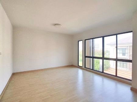 ขาย-ทาวน์เฮ้าส์-connect-3-วงแหวน-กาญจนา-3-ชั้น-ขนาด-22-ตรว-พื้นที่-190-ตรม-3-นอน3-น้ำ