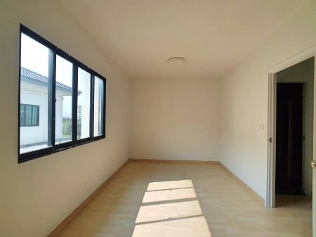 ขาย-ทาวน์เฮ้าส์-connect-3-วงแหวน-กาญจนา-3-ชั้น-ขนาด-22-ตรว-พื้นที่-190-ตรม-3-นอน3-น้ำ