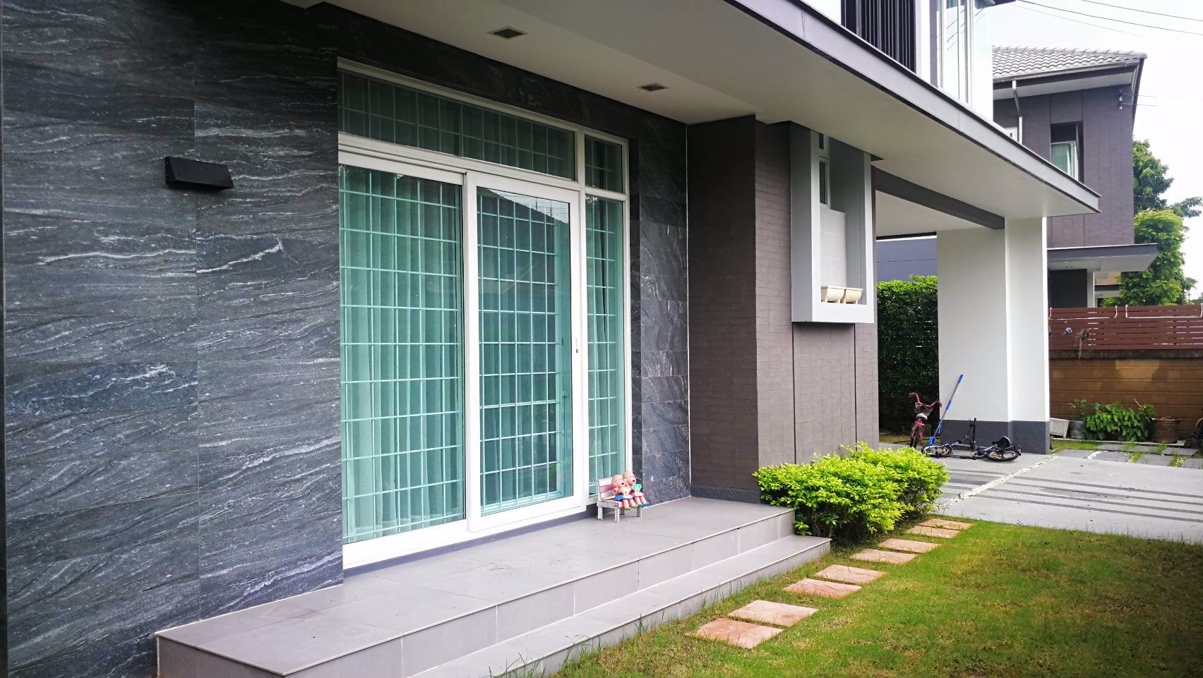 ขายบ้านเดี่ยว-78-ตรว-หมู่บ้านคาซ่าลีเจ้น-ซอยรามอินทรา-14