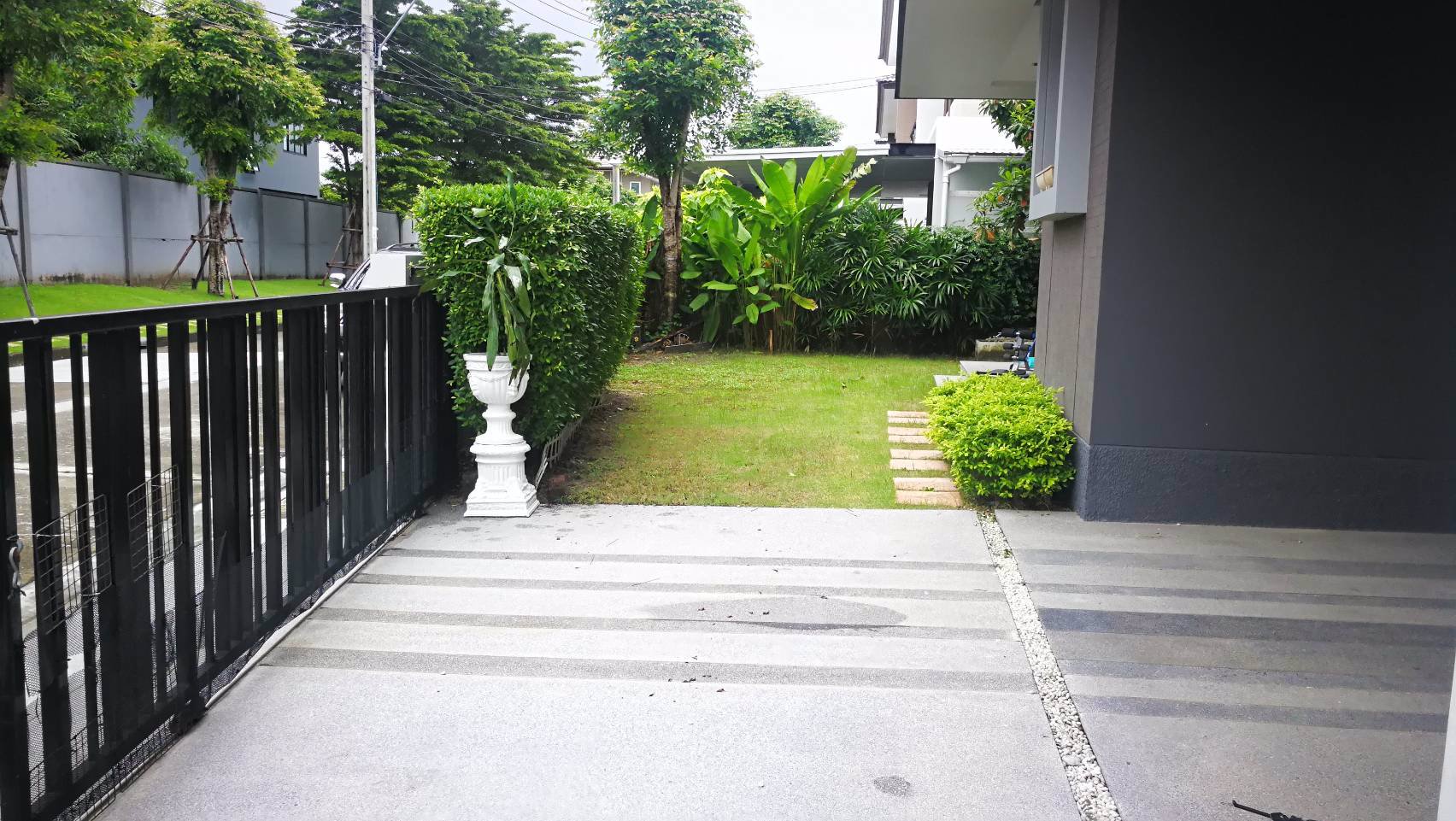 ขายบ้านเดี่ยว-78-ตรว-หมู่บ้านคาซ่าลีเจ้น-ซอยรามอินทรา-14