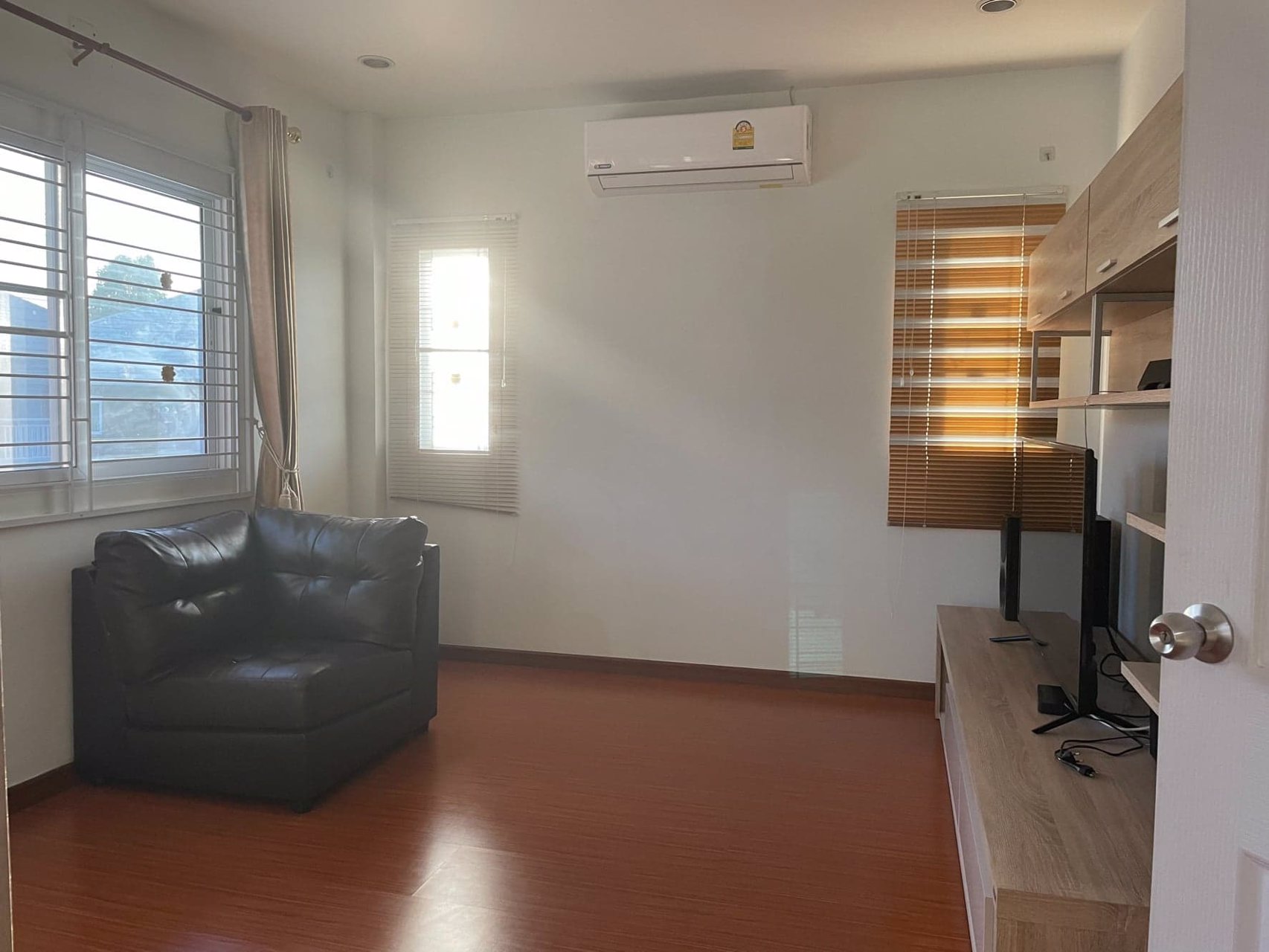 ขายบ้านเดี่ยว-2-ชั้น-64-ตรว-บรรยากาศดี-ตรงตามหลักตี่ลี่ฮวงจุ้ย