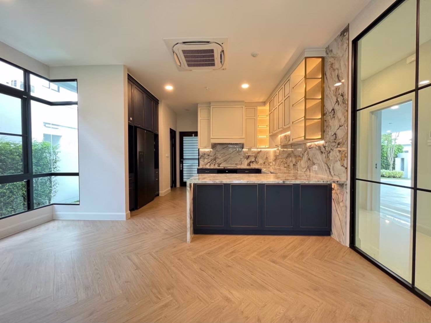 ขายหรือเช่า-บ้านเดี่ยว-นันทวัน-กรุงเทพกรีฑา-ขนาด-188-ตรว-ตกแต่งสวยมาก