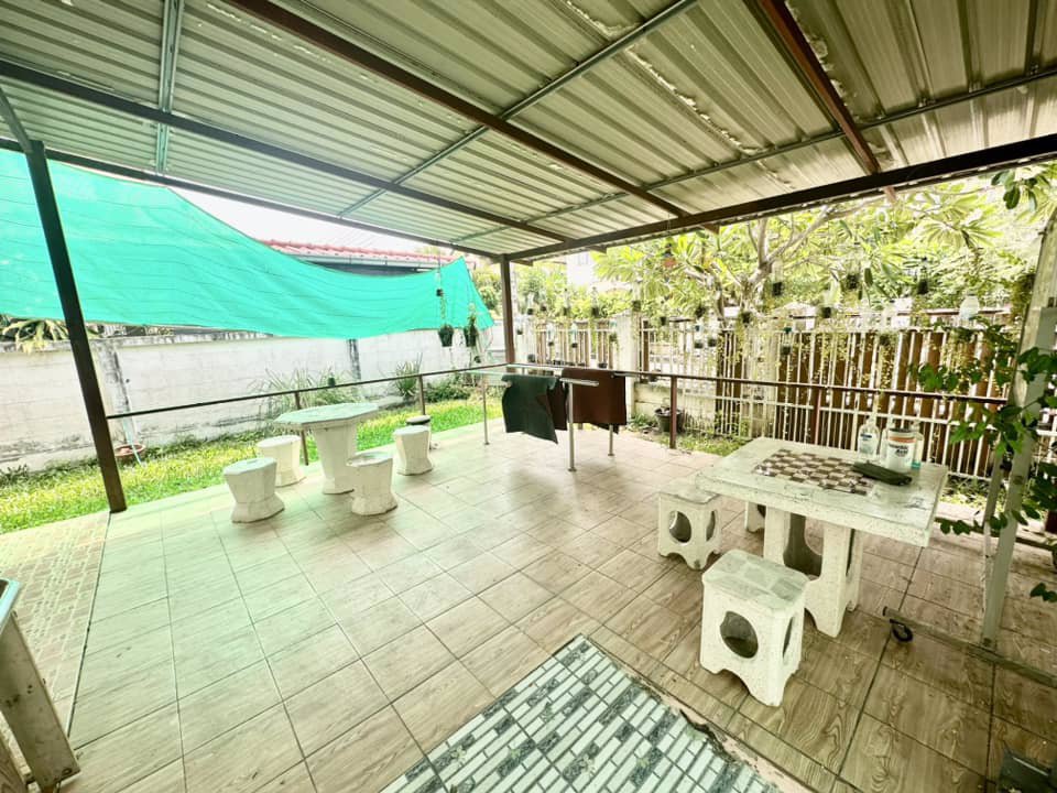 ขายด่วน-บ้านเดี่ยวหลังใหญ่-เนื้อที่-100-ตรว