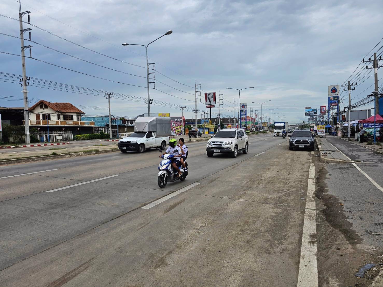 ขายที่เปล่าติดถนนพุทธสาคร-ทำเลดีราคาwowwมาก