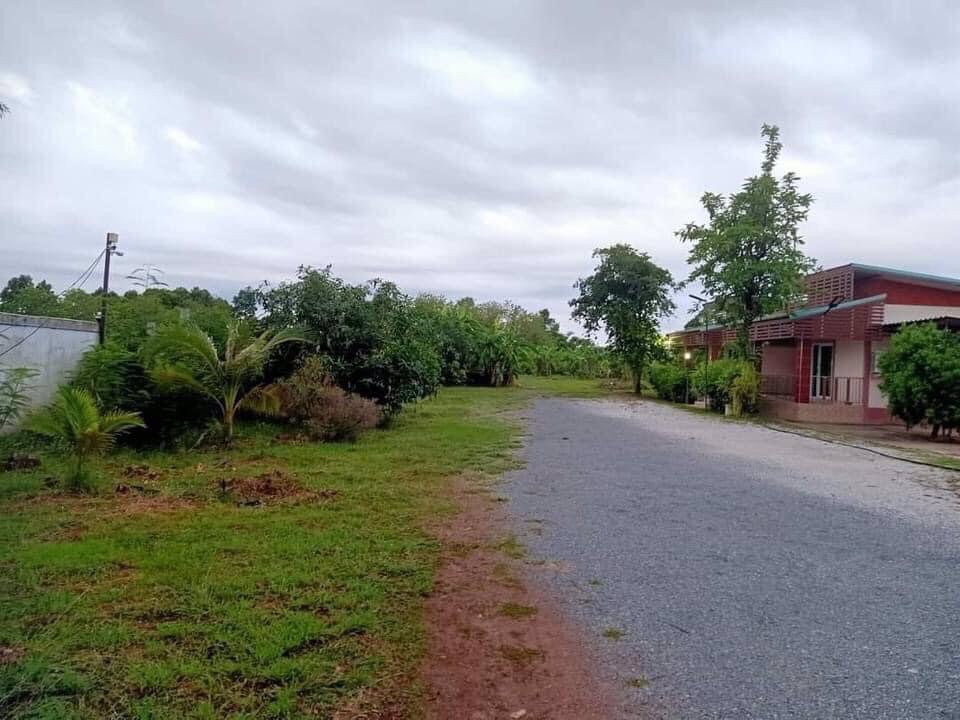 ขายรีสอร์ท-ที่ดินเนื้อที่-5-ไร่-อำเภอคลองขลุง-จังหวัดกำแพงเพชร