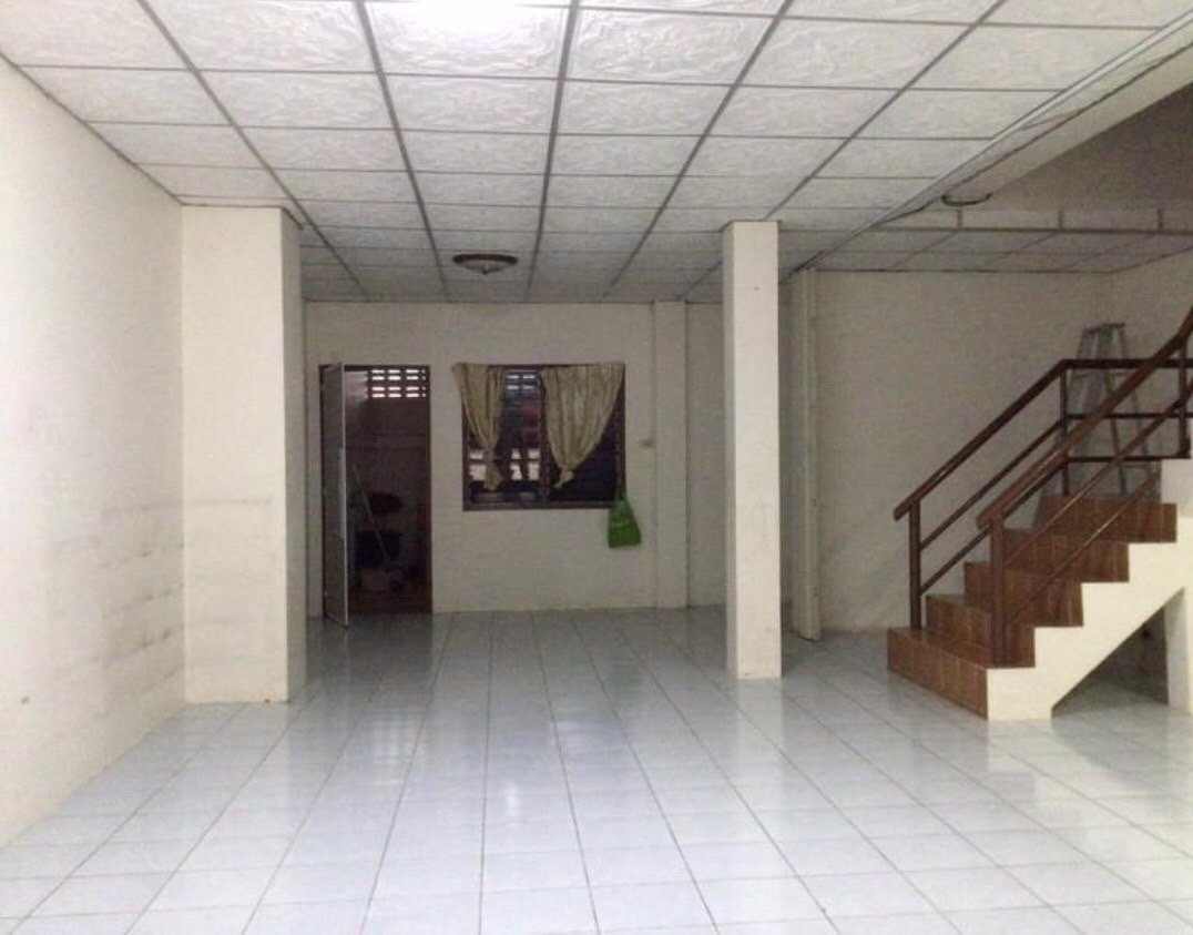 ขายบ้านทาวน์เฮาส์-2-ชั้น-เนื้อที่-30-ตารางวา