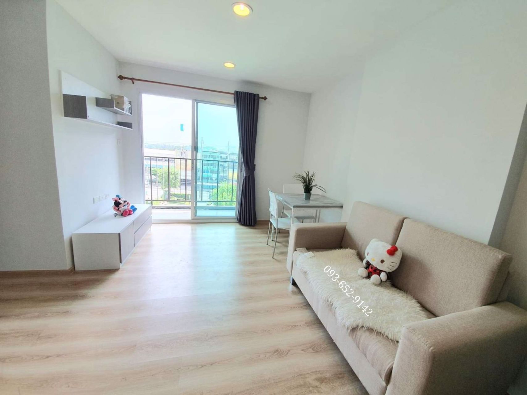 ให้เช่าคอนโด-present-เอกชัย-32-36-ตรม-6500-ต่อเดือน-ห้องมุม-วิวสระ-มีรถรับส่ง-bts