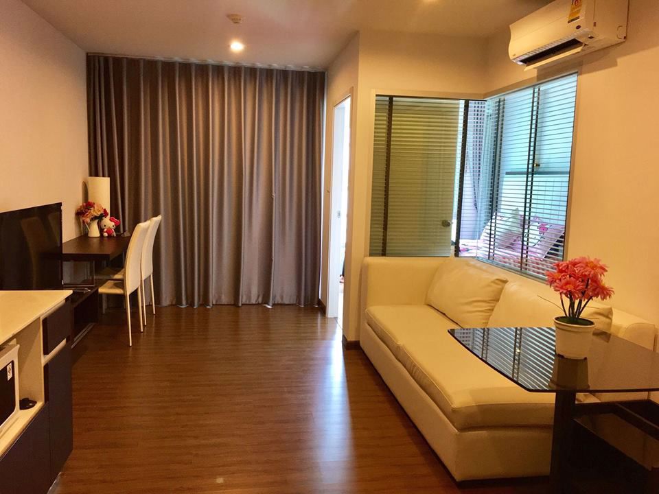 ให้เช่าคอนโด-hallmark-แจ้งวัฒนะ-40-ตรม-9500-ต่อเดือน-วิวสระว่ายน้ำ-ห้องสวยมาก