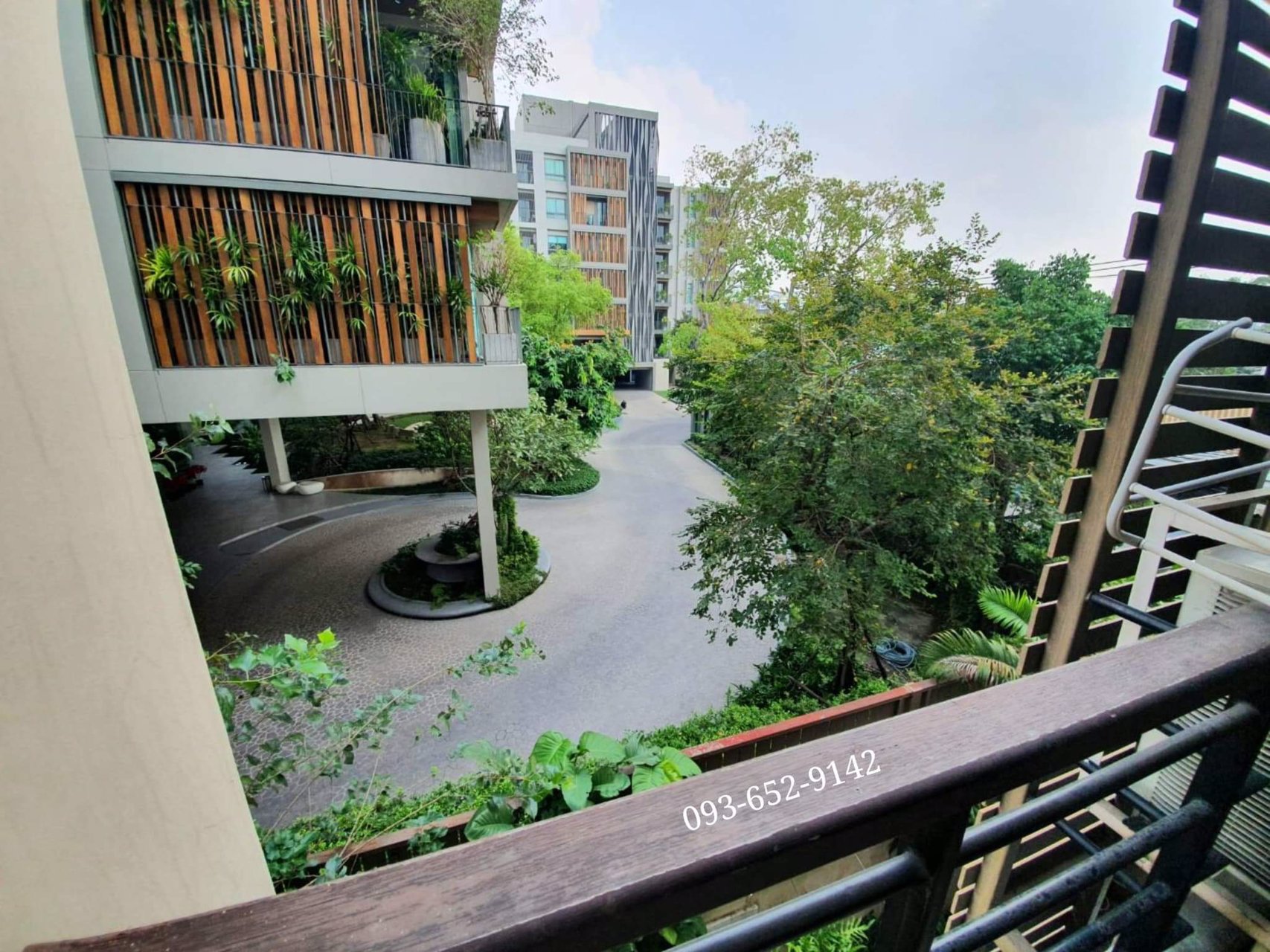 —-ให้เช่า-resorta-เย็นอากาศ-40-ตรม-11000-ต่อเดือน-วิวสวยมาก-ใกล้-mrt-ศูนย์สิริกิตติ์