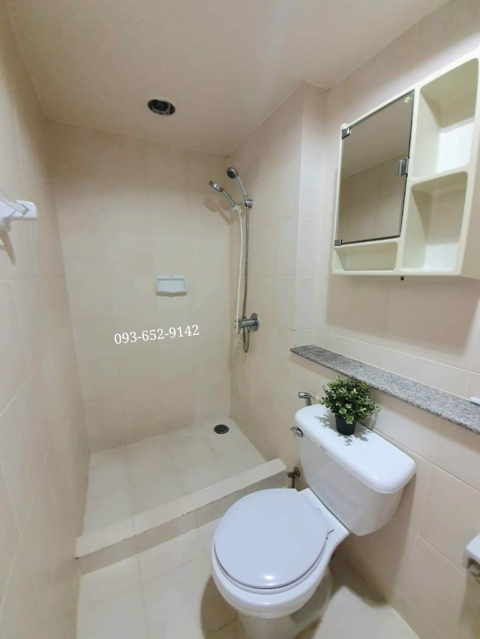 —-ให้เช่า-resorta-เย็นอากาศ-40-ตรม-11000-ต่อเดือน-วิวสวยมาก-ใกล้-mrt-ศูนย์สิริกิตติ์