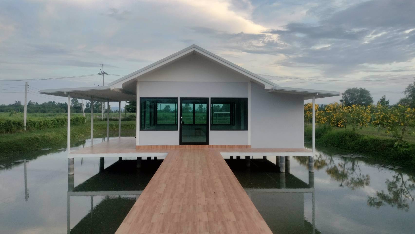 ขายที่โฉนดติดทางหลวงชนบท-ลบ4001-หน้ากว้าง