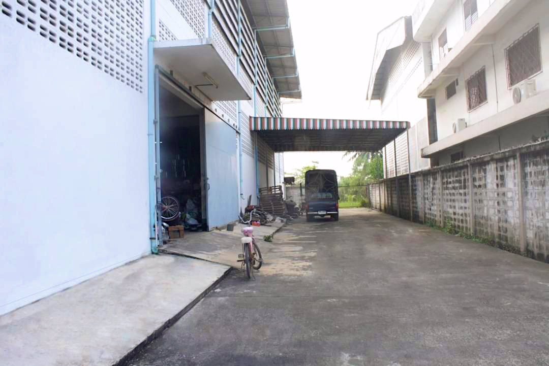 ขาย-ให้เช่า-ที่ดินพร้อมสิ่งปลูกสร้าง-โกดัง-ออฟฟิศ-และโรงงาน-ในซอยเพชรเกษม-91