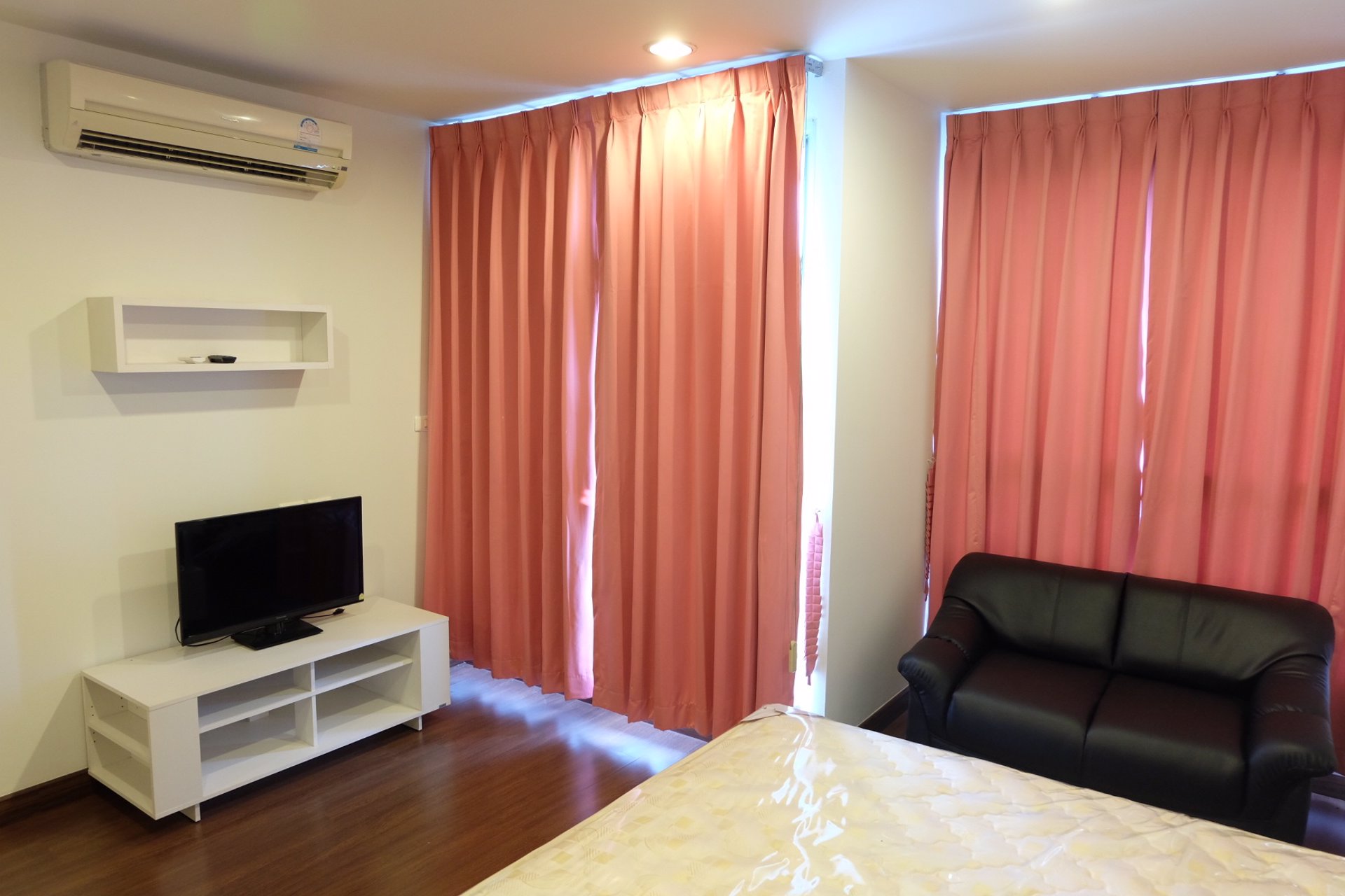 ให้เช่าคอนโด-ไลฟ์-แอด-บีทีเอส-ท่าพระ-แต่งสวย-เฟอร์ครบเซ็ต-condo-for-rent-life-bts-thapra