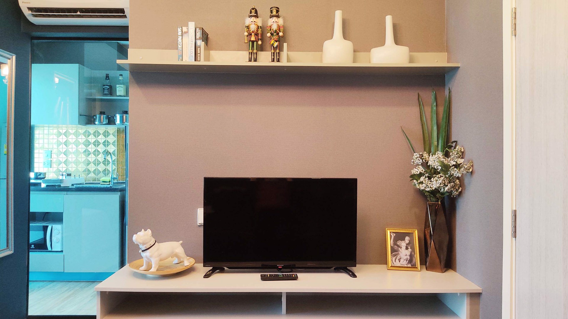 ตกแต่งสไตล์ยุโรป-ให้เช่าคอนโดเคนซิงตัน-แหลงฉบัง-ศรีราชา-แต่งครบ-พร้อมอยู่