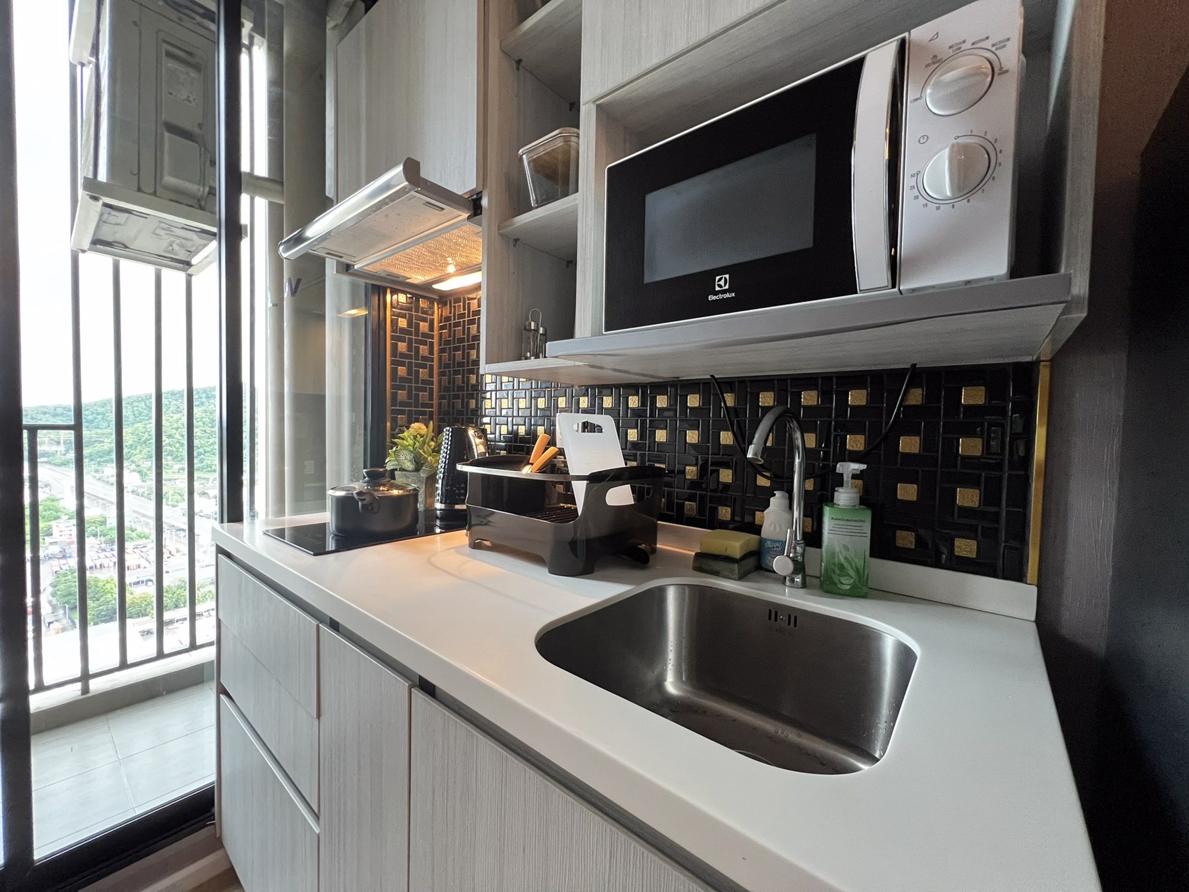 ให้เช่าคอนโดน็อตติ้งฮิลล์-แหลมฉบัง-ศรีราชา-แต่งครบ-วิวปัง-สะดวกทุกสิ่ง