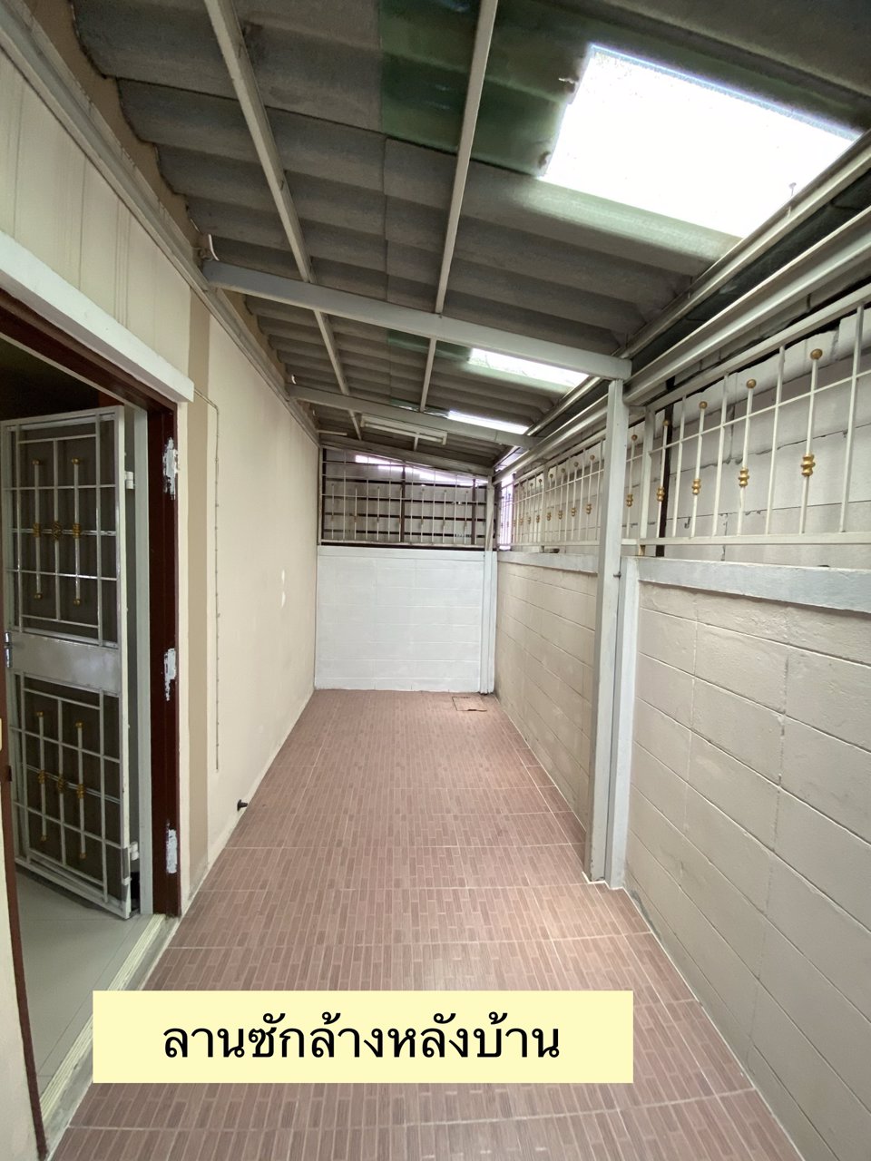 ขายทาวน์เฮ้าส์-2-ชั้น-ทำเลดี-ย่านพระราม2