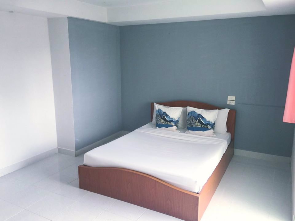 ห้องพักรายเดือนและรายวัน-เดินทางสะดวกติดถนนใหญ่-ใกล้สถาบันการจัดการปัญญาภิวัฒน์-ใกล้ตึกจัสมิน