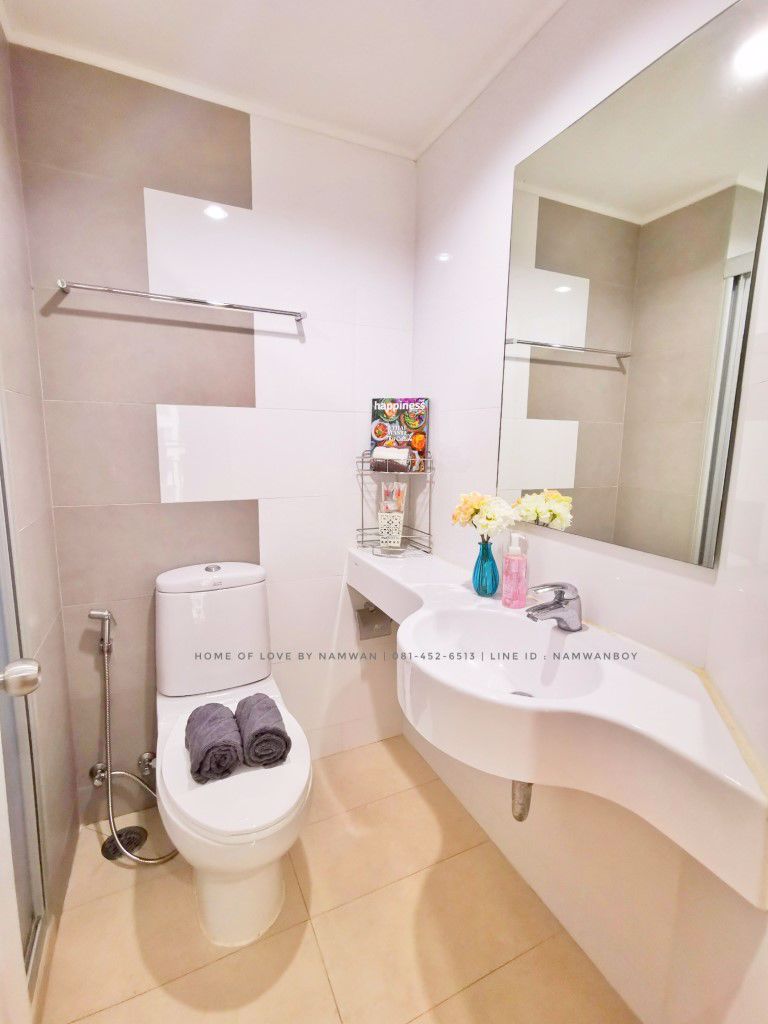 ให้เช่า-ลุมพินี-เพลส-รัชโยธิน-ห้องริม-ชั้นสูง-วิวสระ-เค้าเตอร์ครัวสแตนเลสไม่เหมือนใคร-ห้องสวยมาก