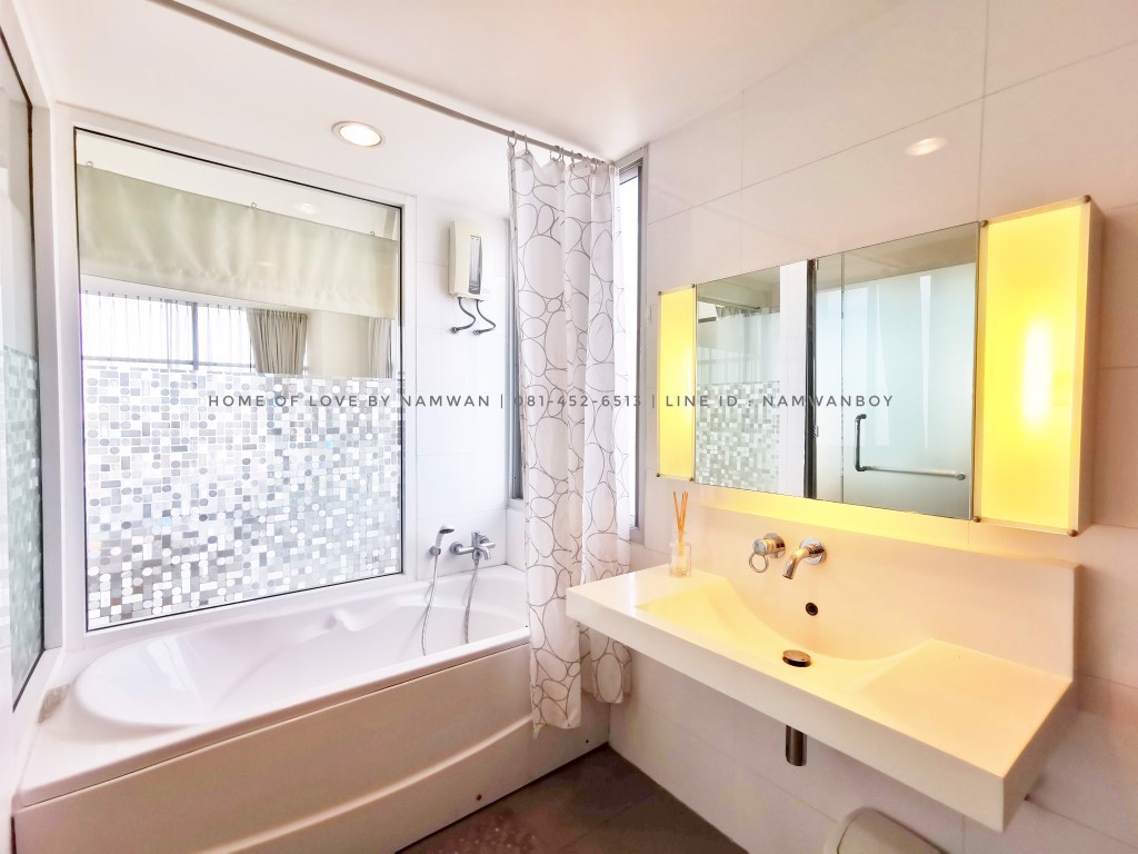 ให้เช่า-rhythm-รัชดา-ติด-mrt-รัชดา-2ห้องนอน-72ตรม-ห้องมุม-วิวสระ-ครัวปิด-ราคาสุดคุ้ม