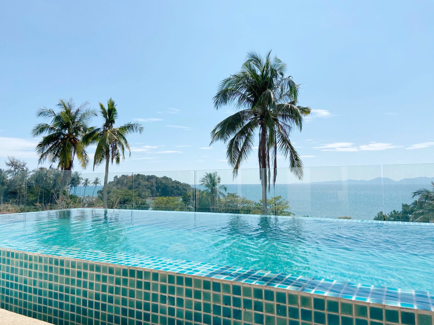 ขายด่วน-คอนโด-3-ห้องนอน-3-ห้องน้ำ-พร้อมสระว่ายน้ำส่วนตัว-ติดทะเลหาดคลองม่วงกระบี่