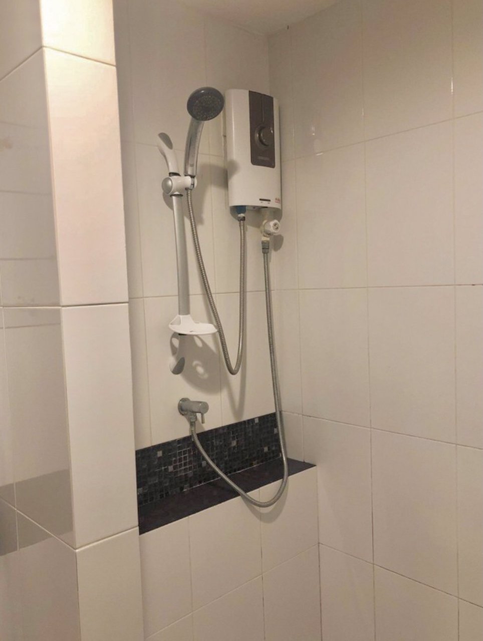 ขายคอนโด-แนวรถไฟฟ้า-ฟรีค่าใช้จ่ายวันโอน-the-hub-condo-ย่านรามคำแหง-164